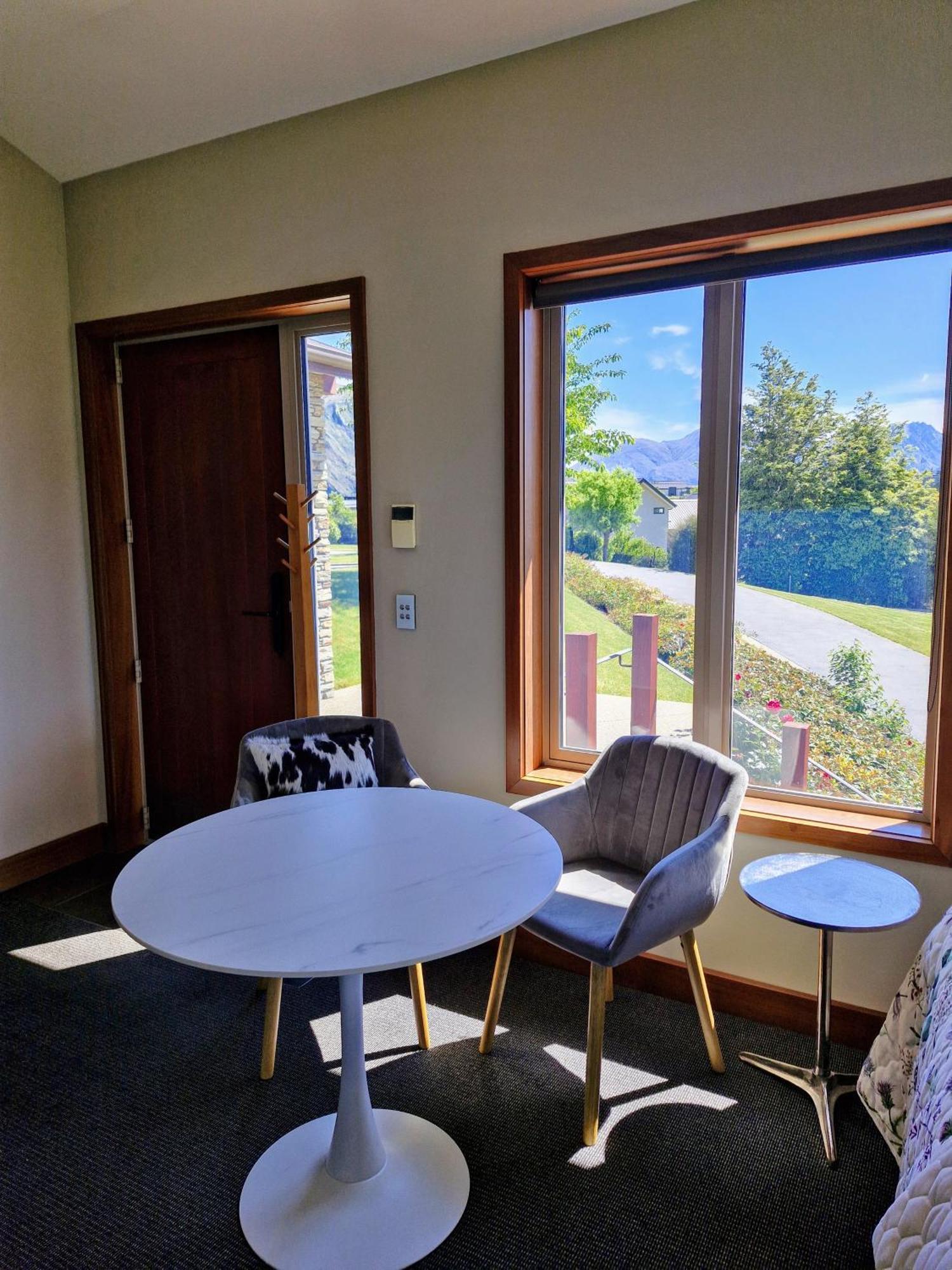 Studio Nestled In Ridgecrest Wanaka Esterno foto