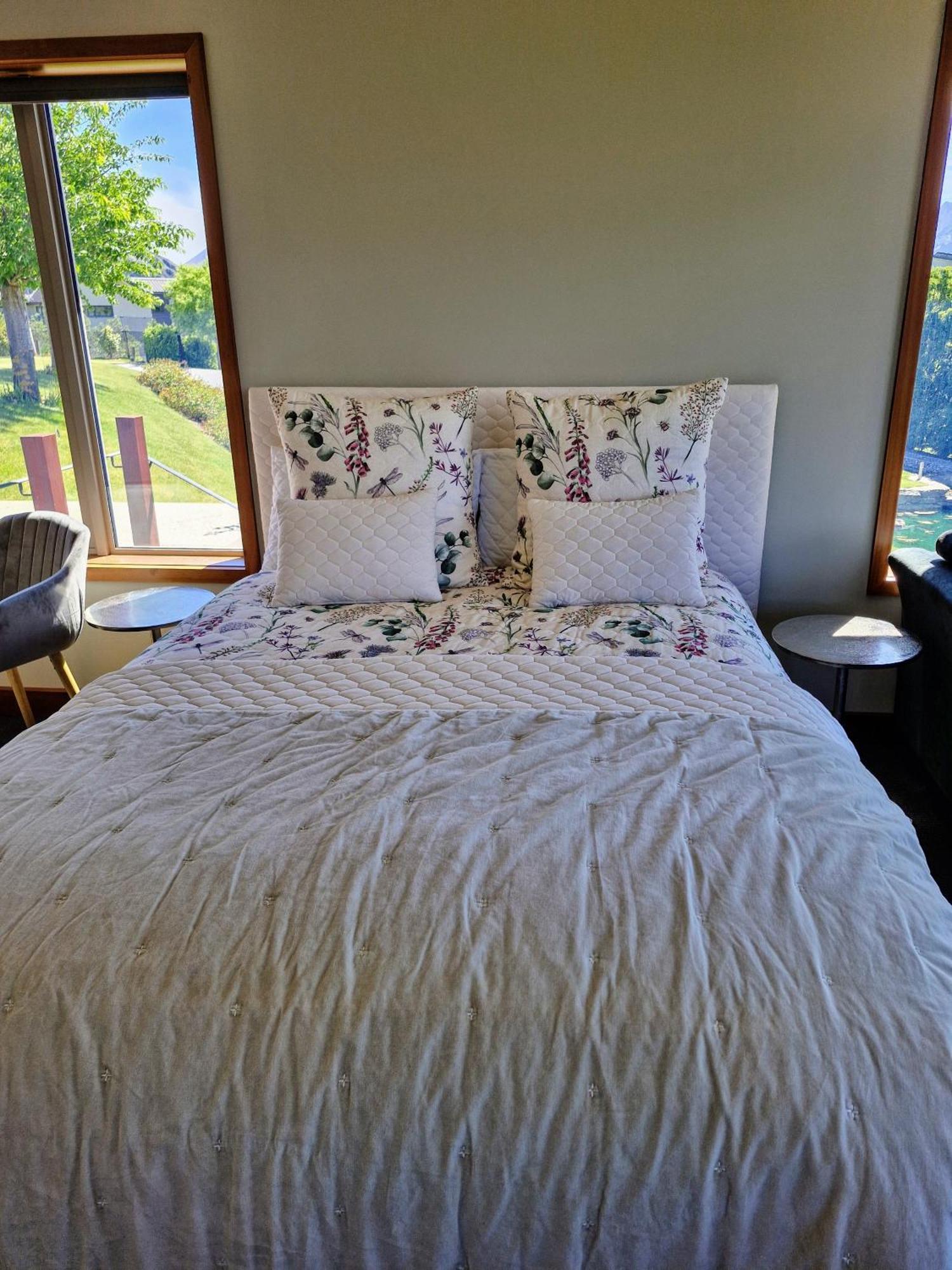 Studio Nestled In Ridgecrest Wanaka Esterno foto