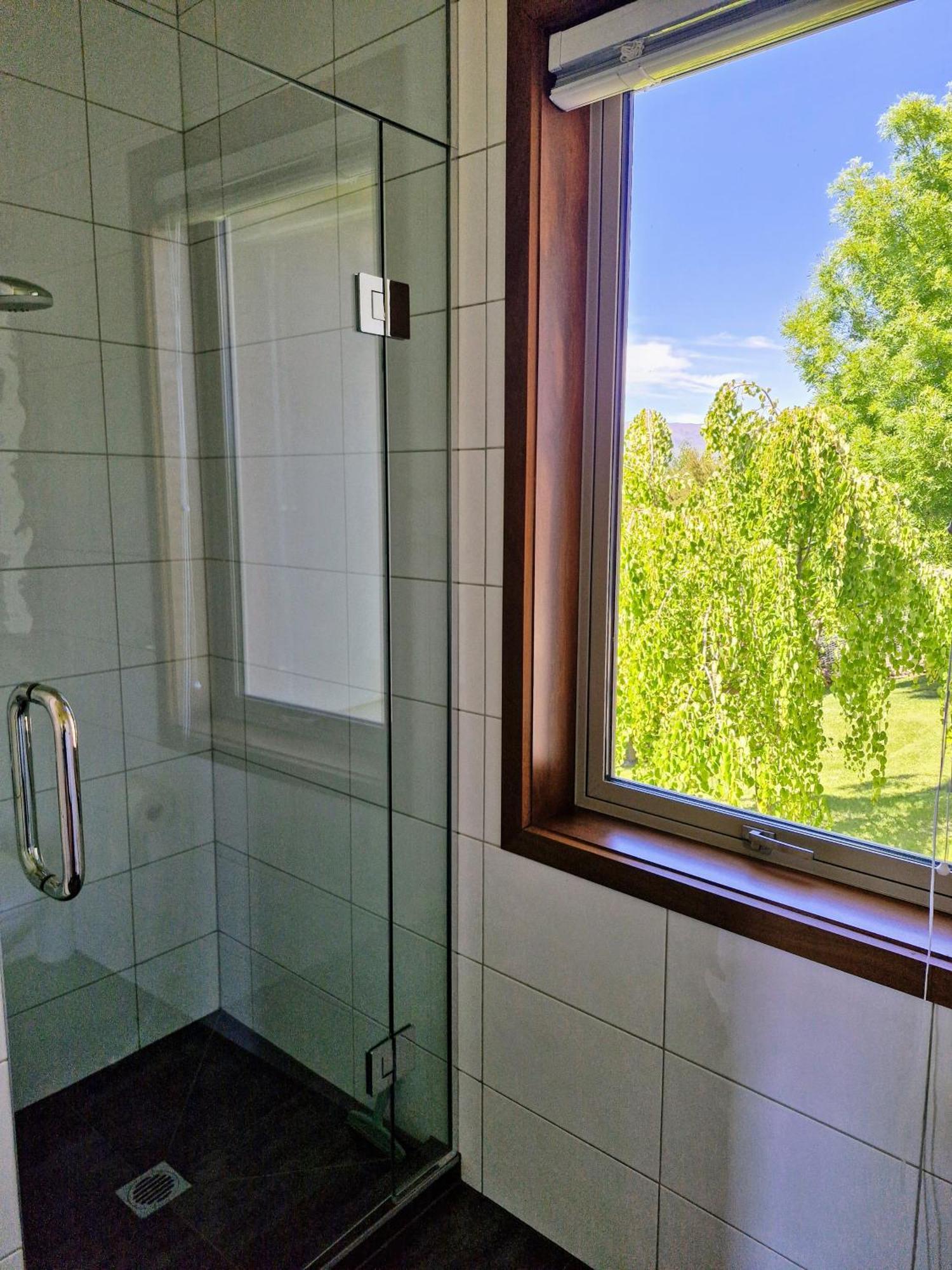 Studio Nestled In Ridgecrest Wanaka Esterno foto