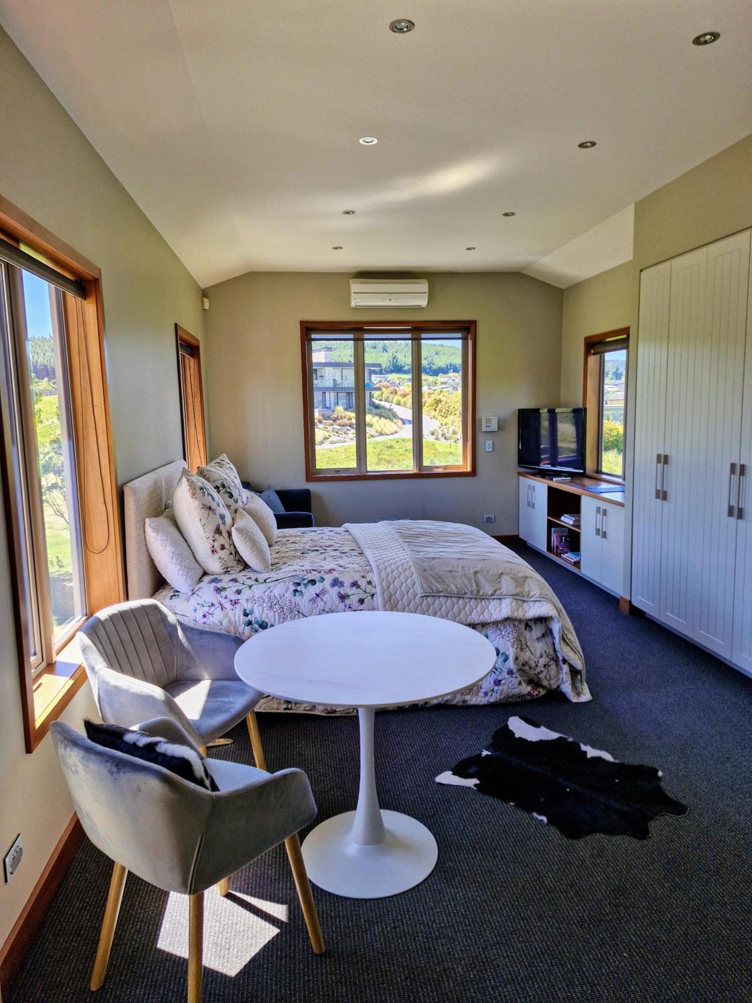 Studio Nestled In Ridgecrest Wanaka Esterno foto